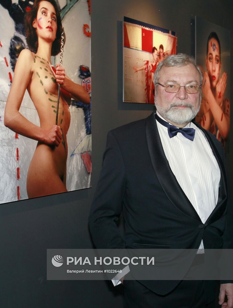 Открытие выставки фотографа Сергея Борисова "Голая богема"