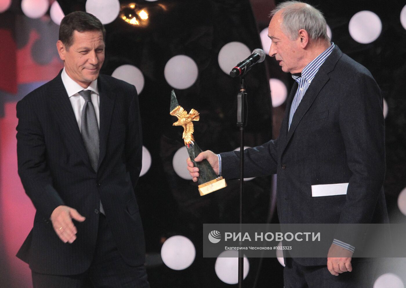 Награждения лауреатов премии "Золотой орел"