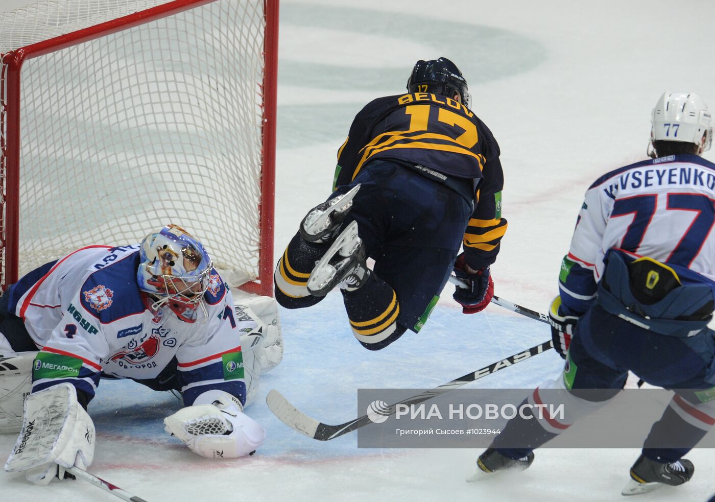 Хоккей. КХЛ. Матч "Атлант" - "Торпедо"