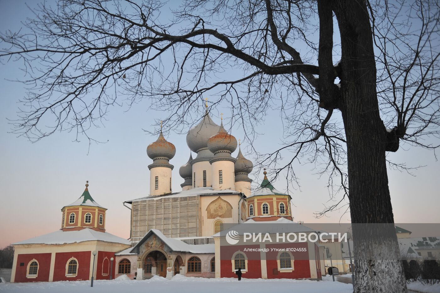 Тихвинский Богородице-Успенский мужской монастырь