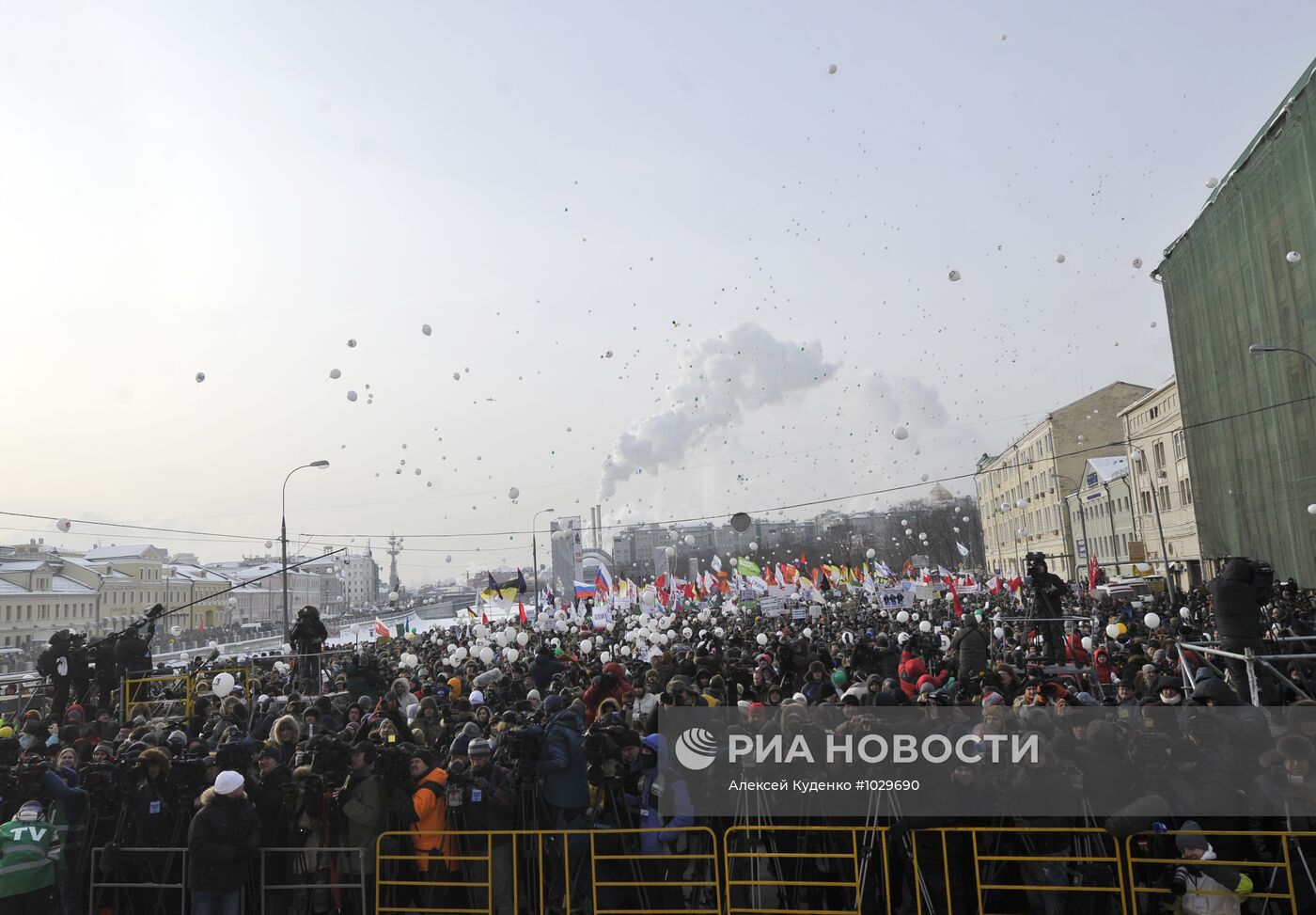 Митинг и шествие "За честные выборы" в Москве