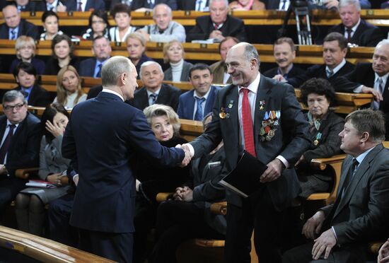 В.Путин встретился со своими доверенными лицами