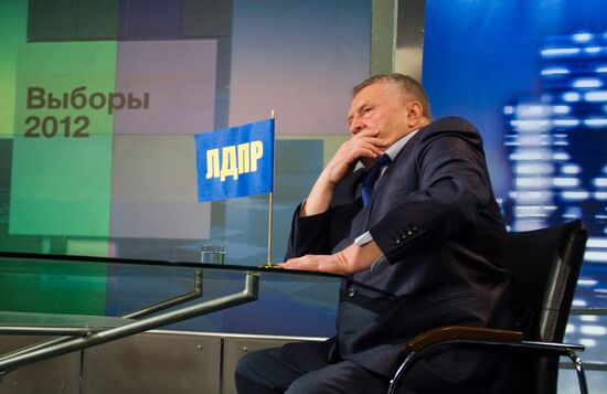 Дебаты между В. Жириновским и Г. Зюгановым