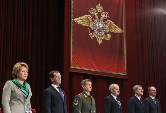 Выступление Д. Медведева на расширенной коллегии МВД РФ