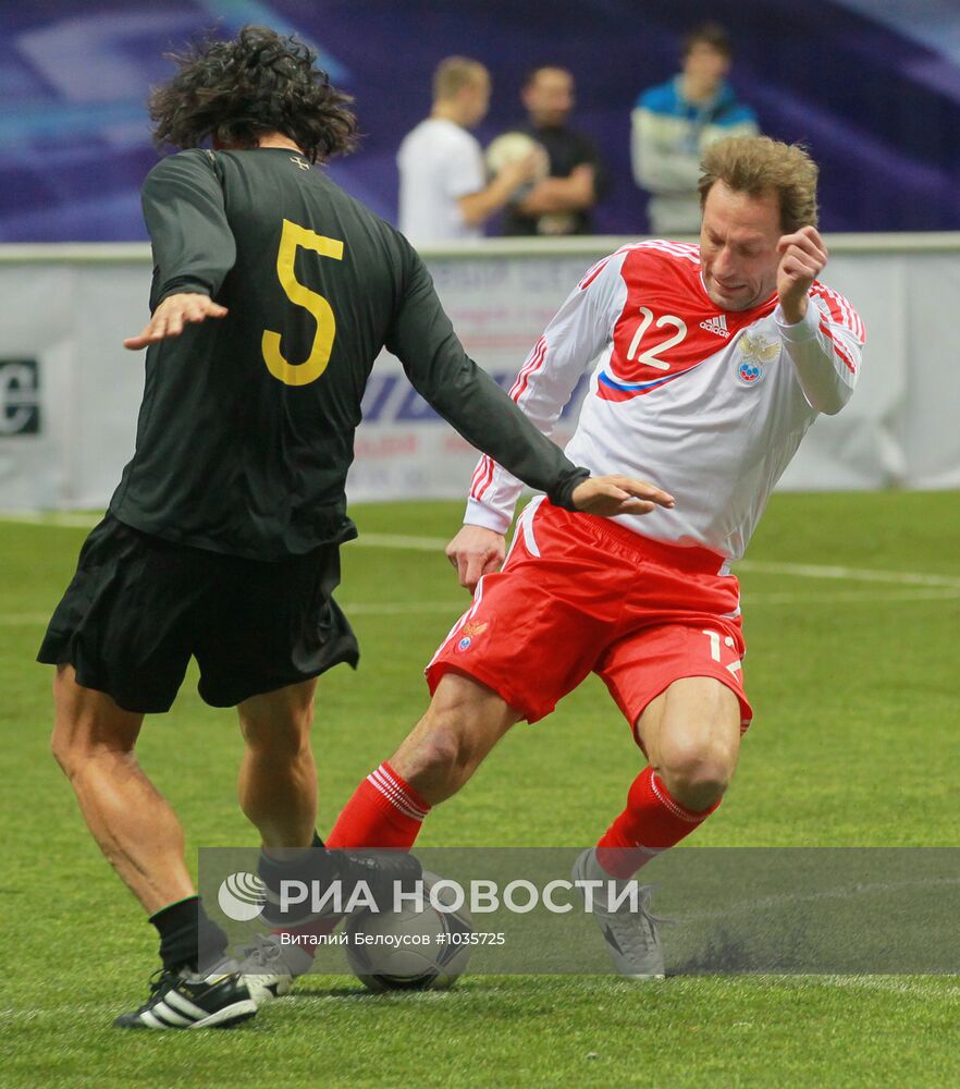 Футбол. "Кубок Легенд - 2012". Первый день