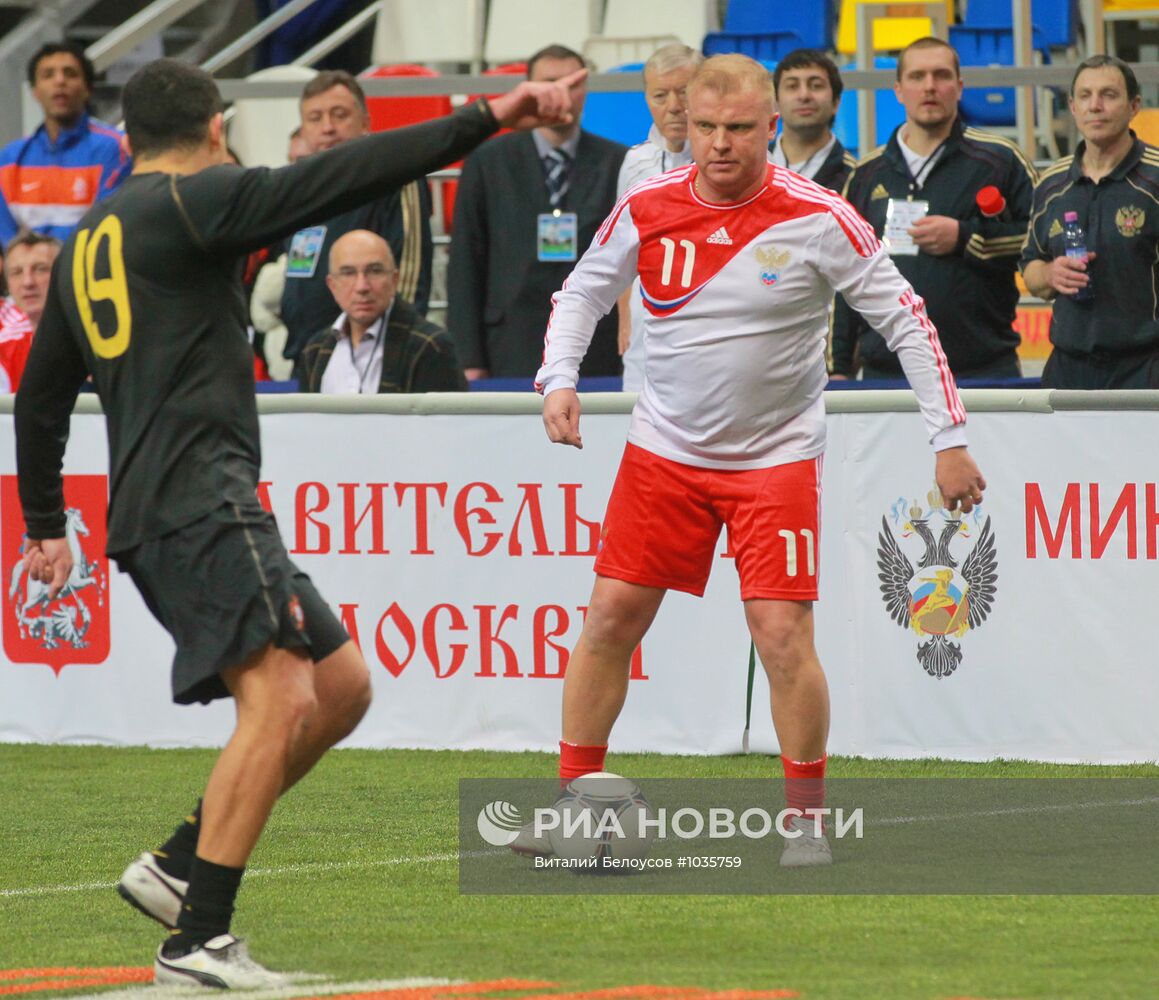 Футбол. "Кубок Легенд - 2012". Первый день