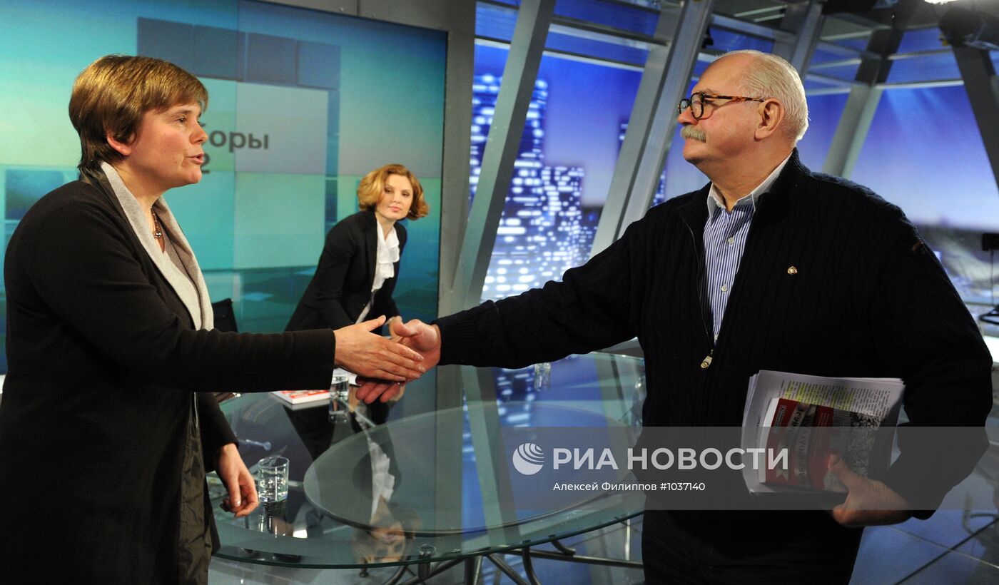 Дебаты между доверенными лицами кандидатов в президенты РФ