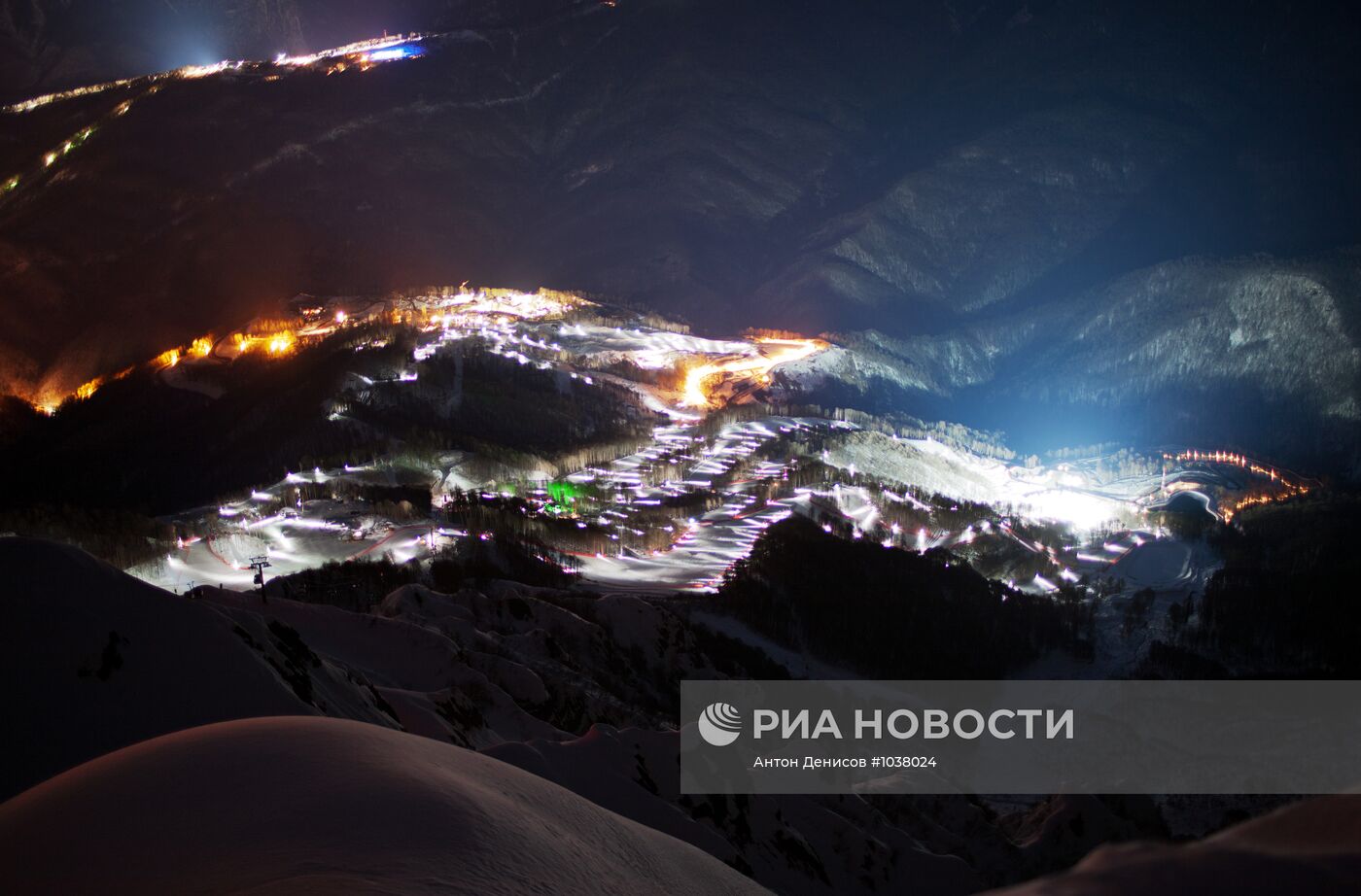 Ночные виды Красной Поляны