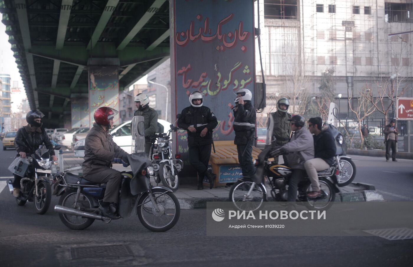 Зарубежные страны. Иран