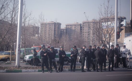 Зарубежные страны. Иран