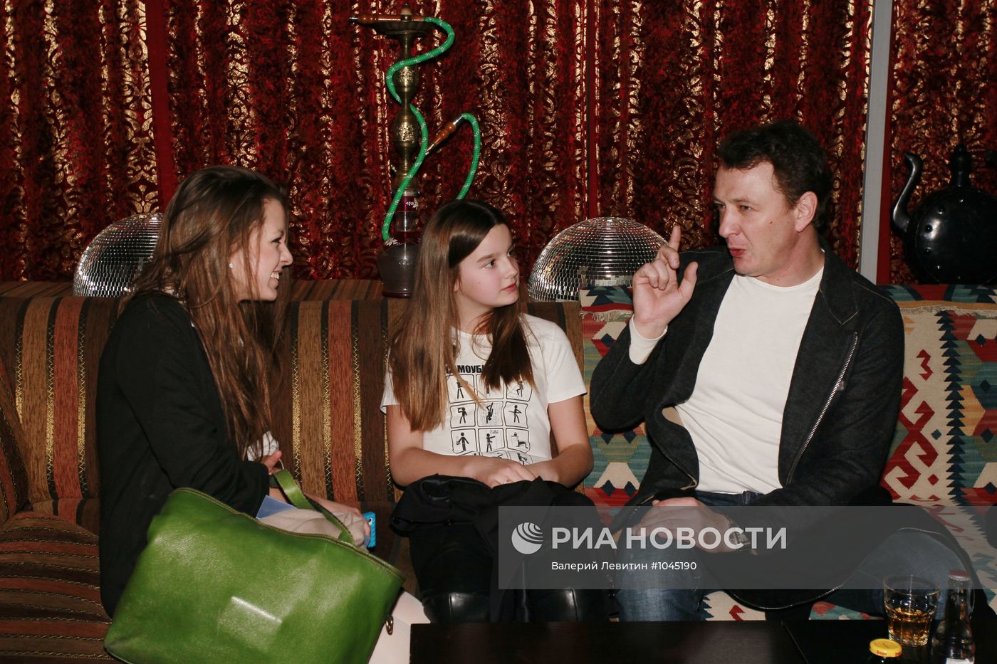 Премьера фильма Егора Баранова "Самоубийцы" в Москве