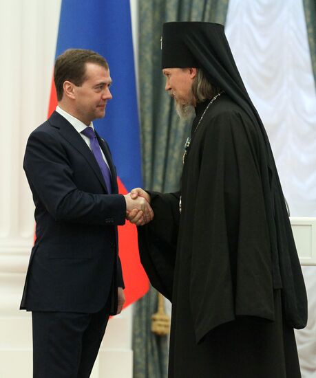 Вручение государственных наград Дмитрием Медведевым в Кремле