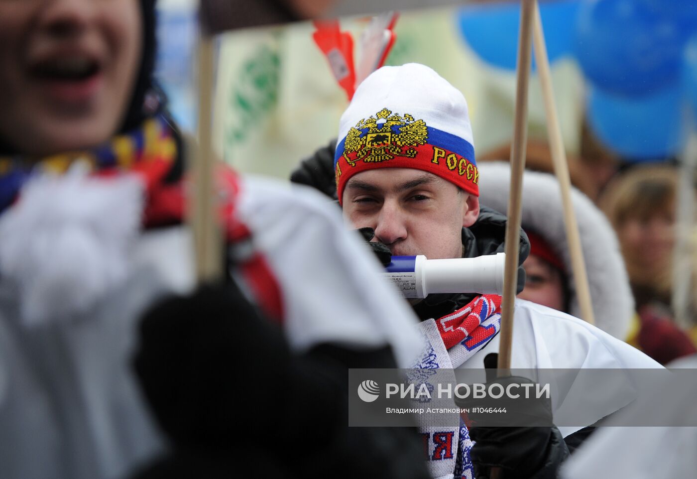 Шествие и митинг "Защитим страну!" в поддержку В.Путина