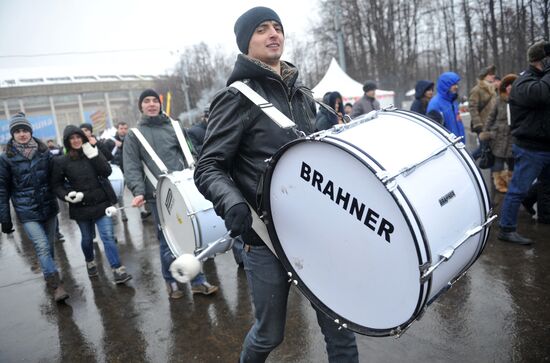 Шествие и митинг "Защитим страну!" в поддержку В.Путина