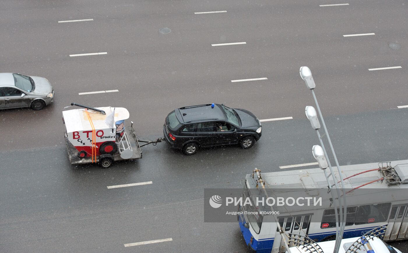 Автопробег "Большой белый круг" по Садовому кольцу