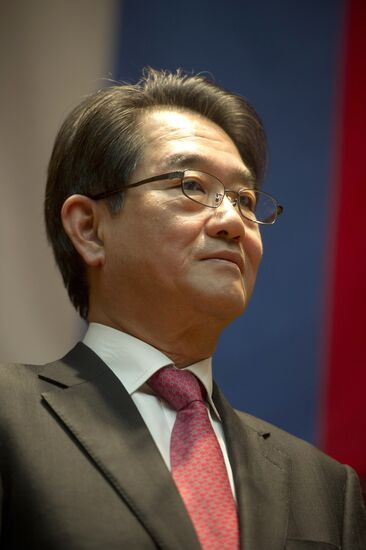 Вручение Орденов восходящего солнца М.Плисецкой и Ю.Соломину