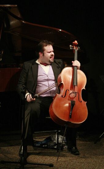 Открытие музыкальной гостиной Борислава Струлева