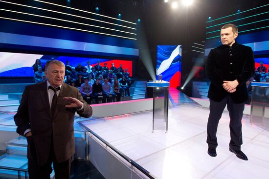 Дебаты между В. Жириновским и доверенным лицом В. Путина