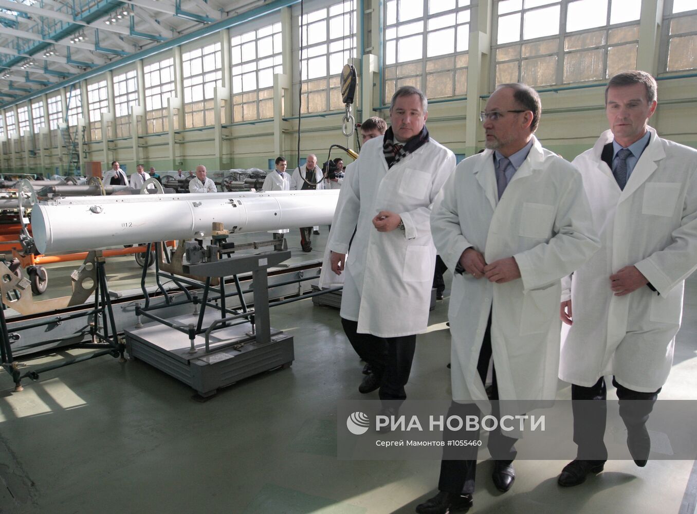 Вице-премьер правительства РФ Д.Рогозин посетил ЦУП