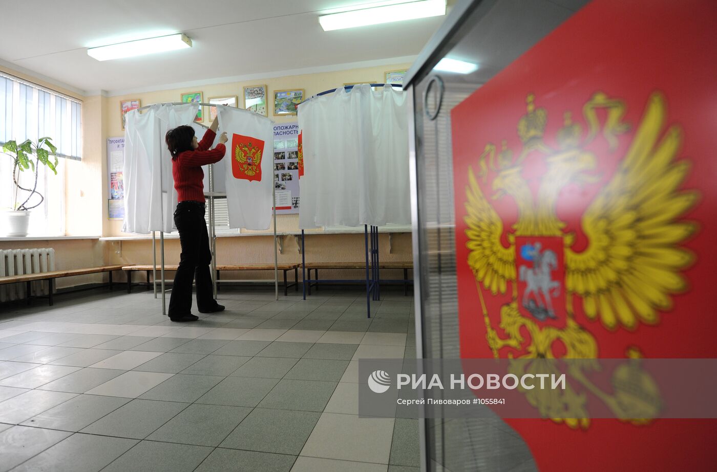 Подготовка избирательных участков к выборам президента РФ