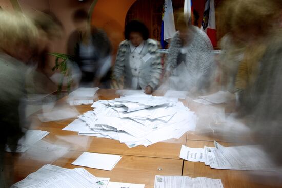 Подсчет голосов по выборам президента РФ в Великом Новгороде