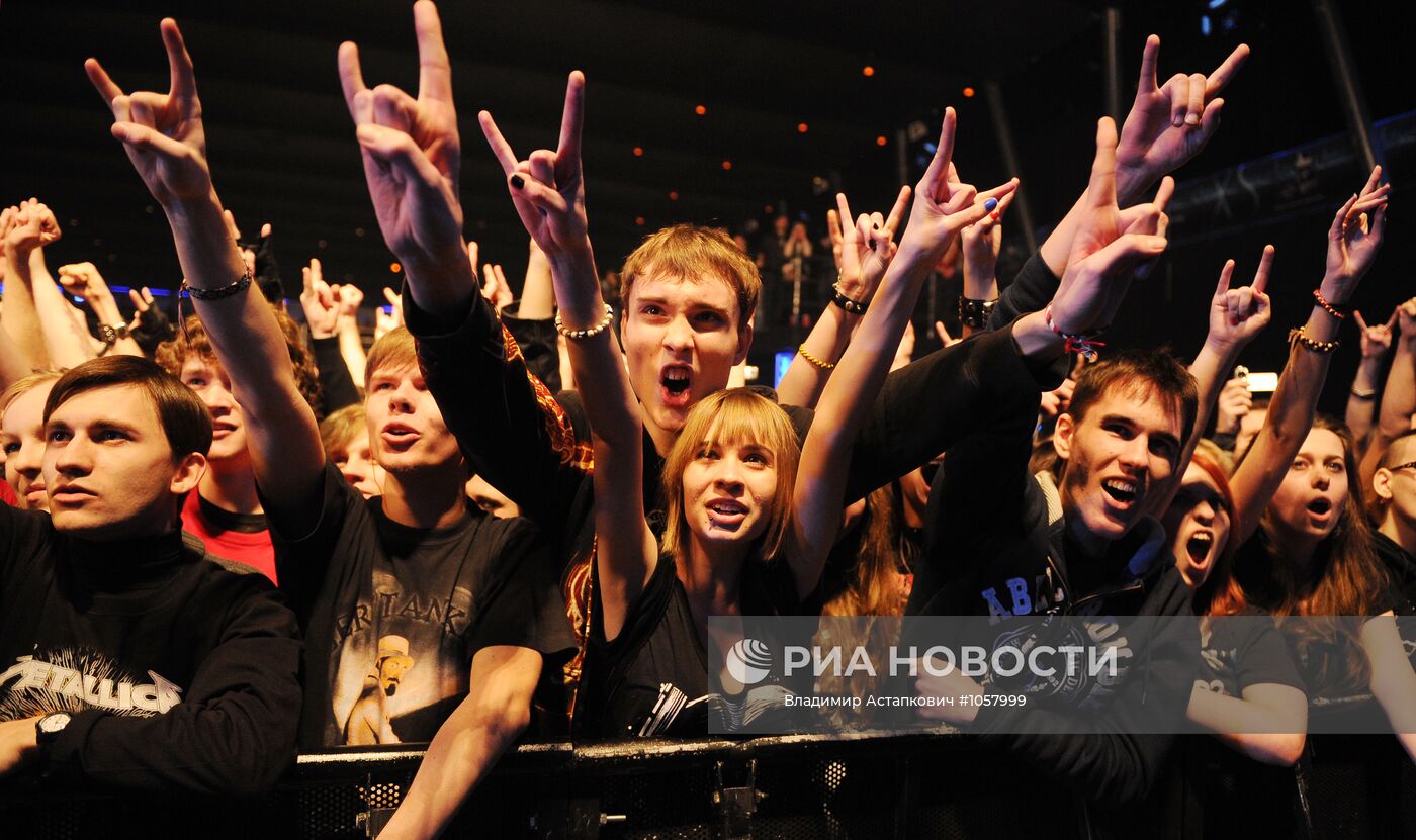 Концерт панк-рок группы Misfits в Москве