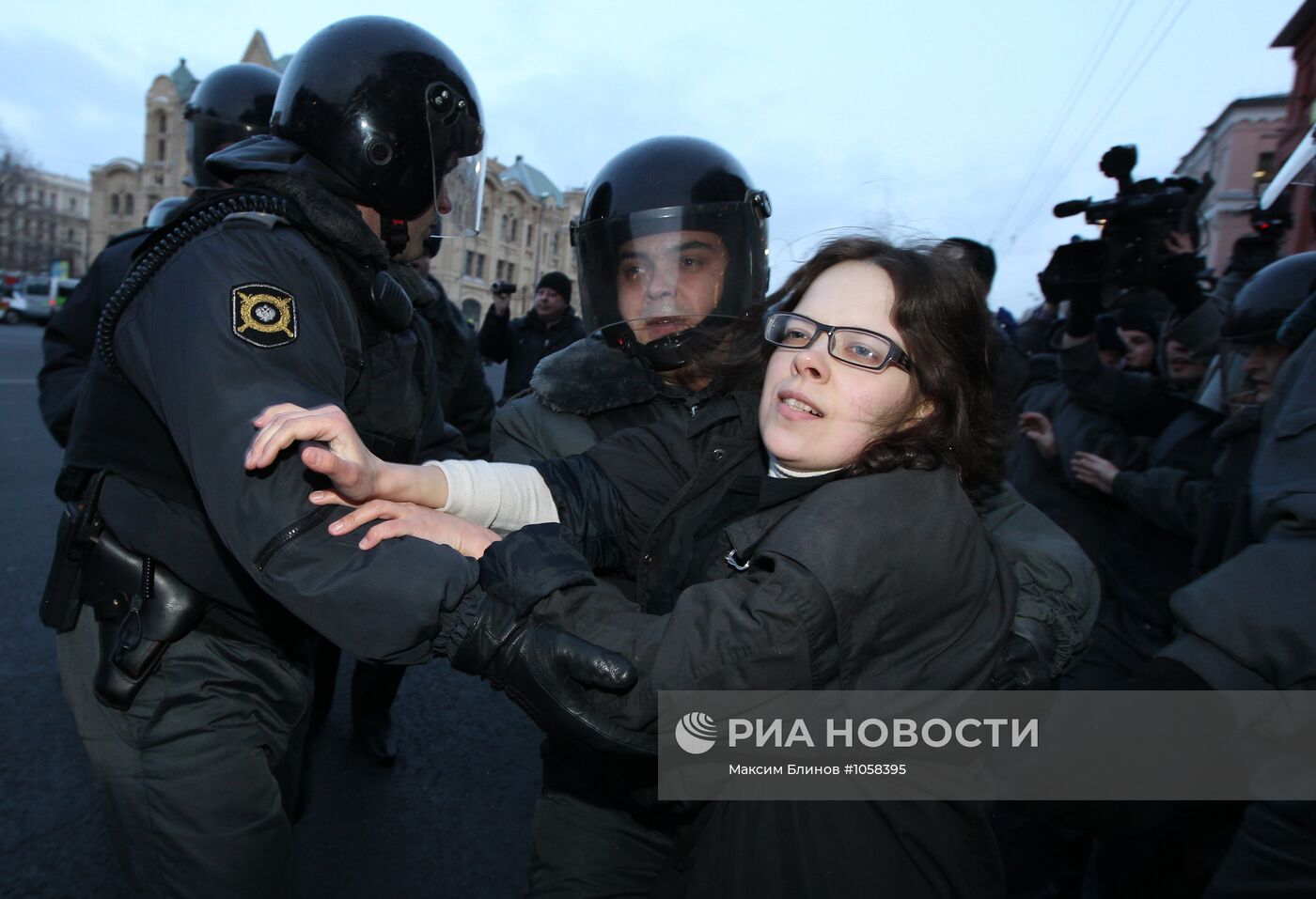 Задержание участников несанкционированной акции на Лубянке