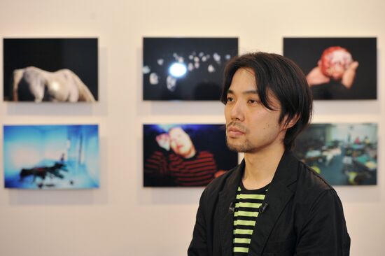 Выставка "Двойная перспектива: Современное искусство Японии"
