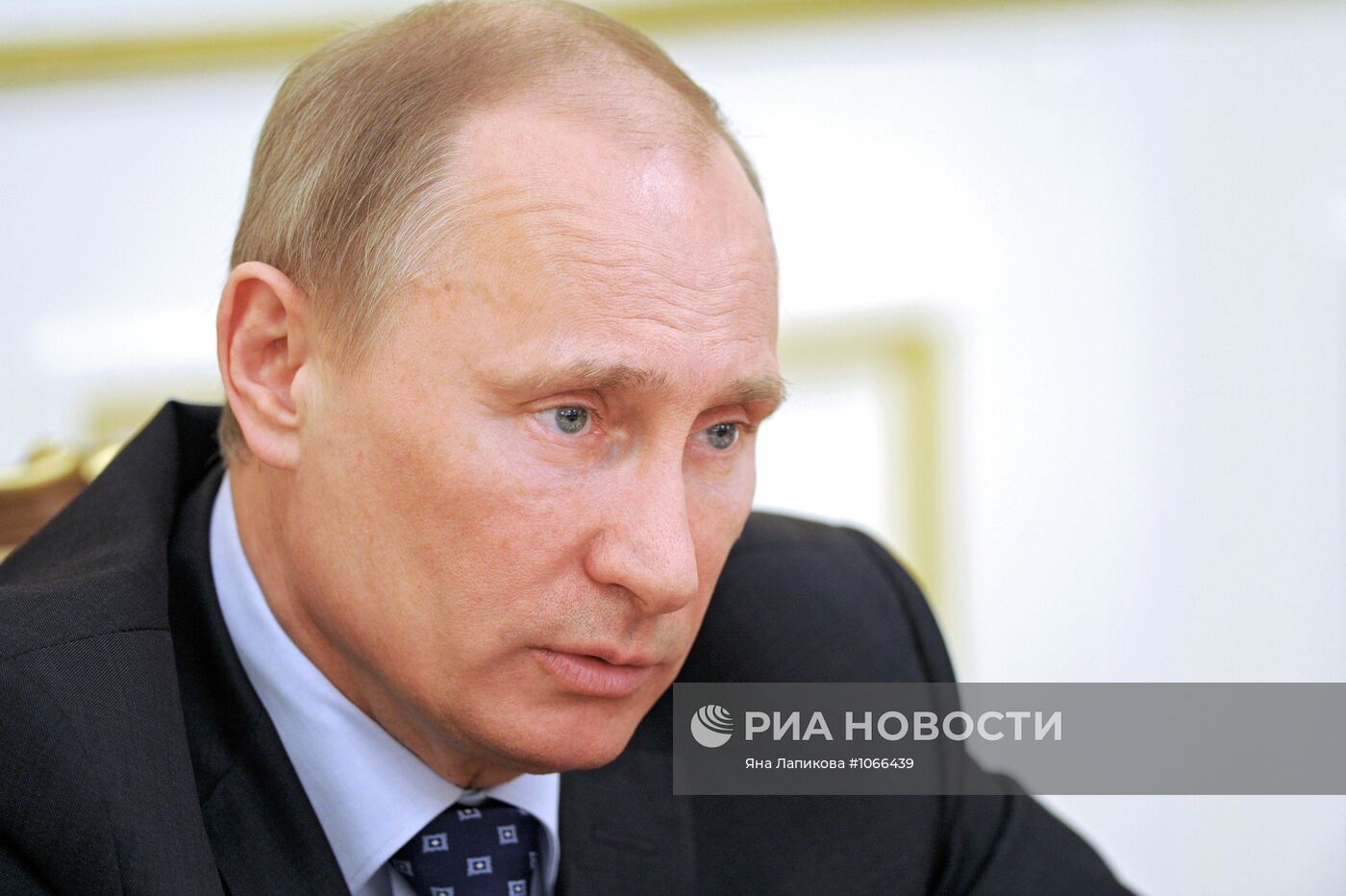 В.Путин провел заседание правительства РФ