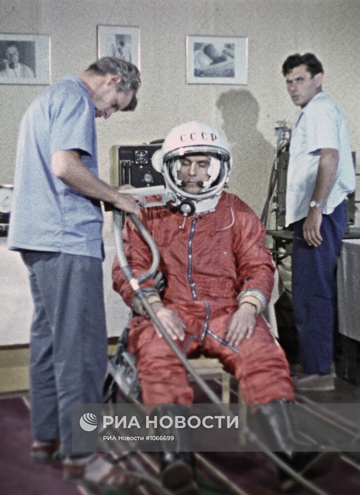 Летчик-космонавт СССР  Владимир Комаров