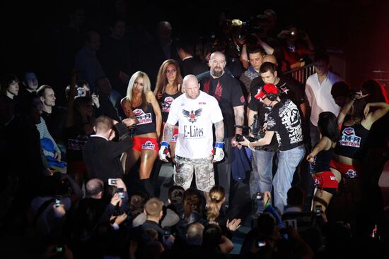 Смешанные единоборства. Турнир M-1 Challenge 31