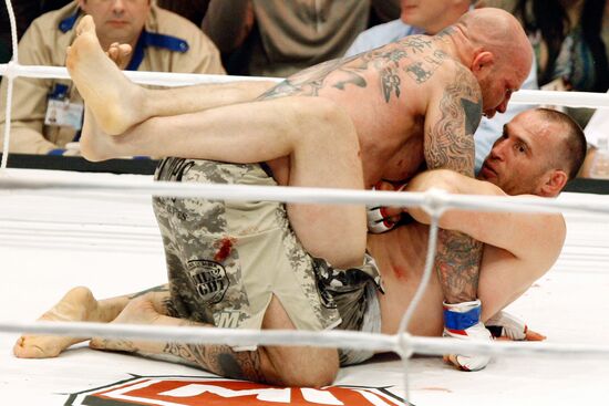 Смешанные единоборства. Турнир M-1 Challenge 31