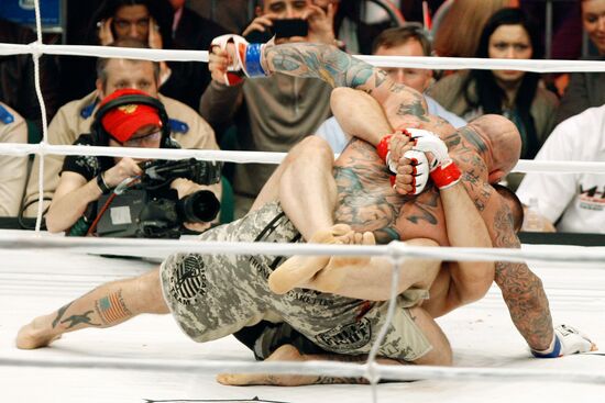 Смешанные единоборства. Турнир M-1 Challenge 31