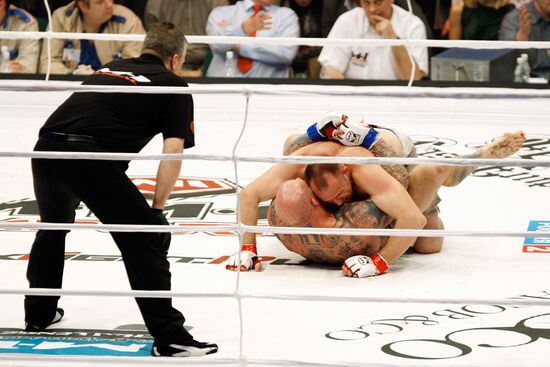 Смешанные единоборства. Турнир M-1 Challenge 31