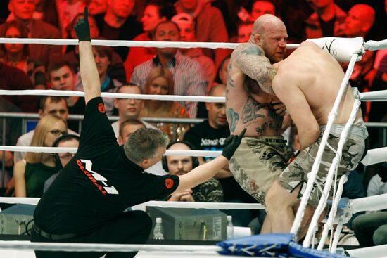 Смешанные единоборства. Турнир M-1 Challenge 31