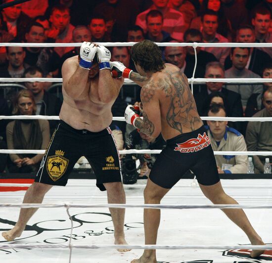 Смешанные единоборства. Турнир M-1 Challenge 31