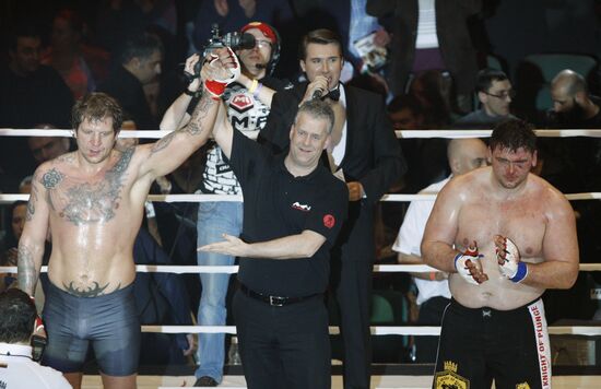 Смешанные единоборства. Турнир M-1 Challenge 31