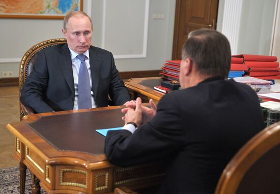 В.Путин провел встречу с В.Зубковым
