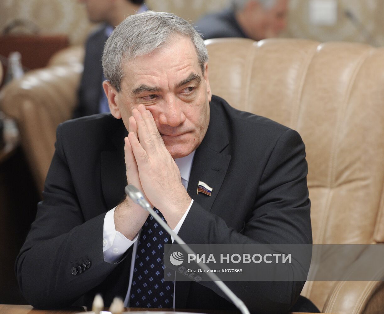 Козак проводит заседание межведомственной рабочей группы