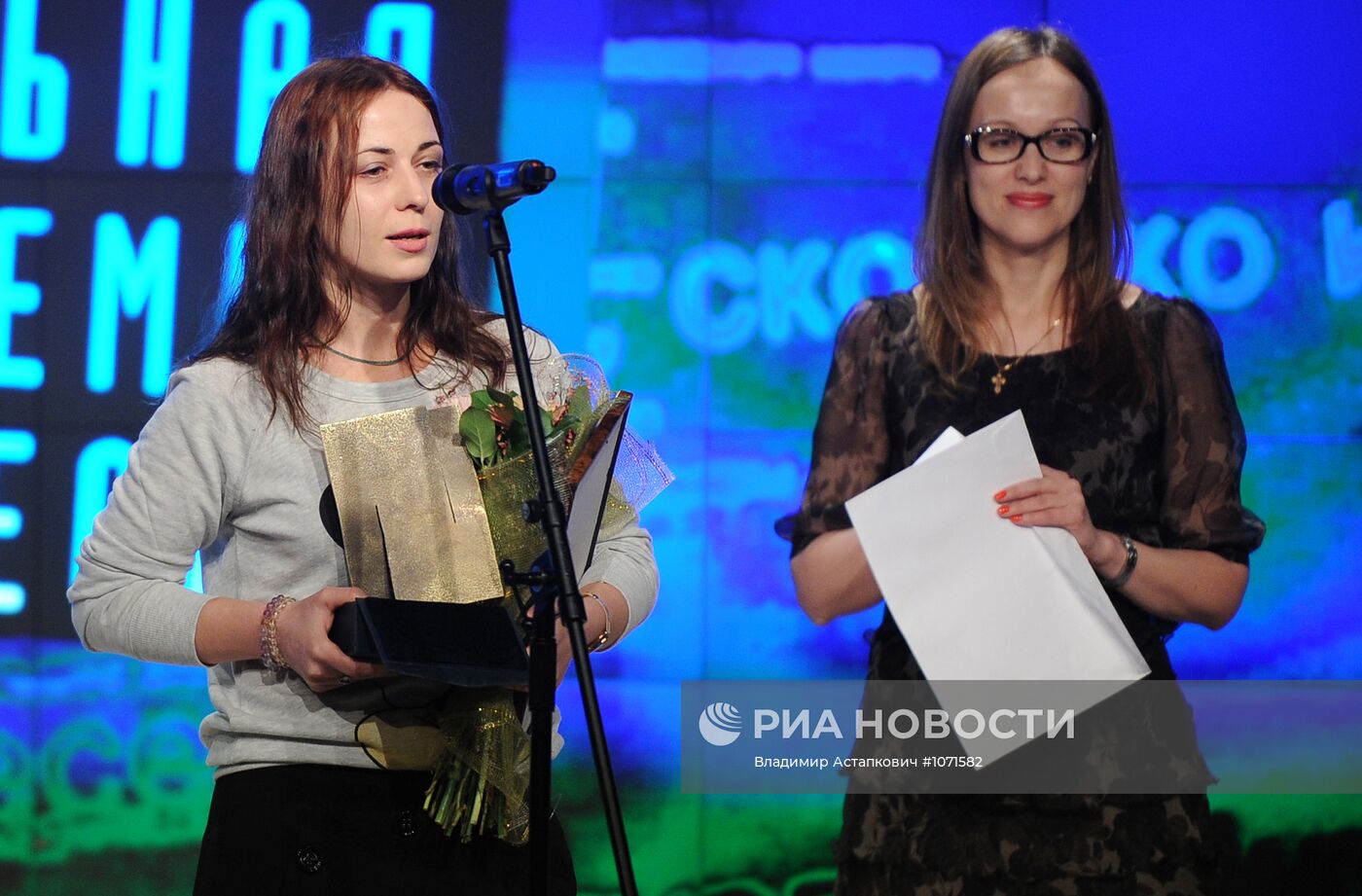 Вручение национальной премии в области печатных СМИ "Искра-2011"