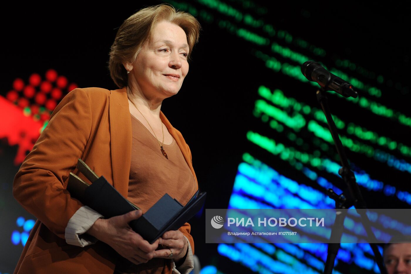 Вручение национальной премии в области печатных СМИ "Искра-2011"