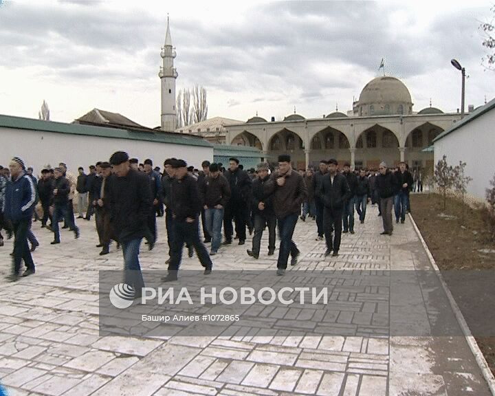 Имам городской мечети погиб при взрыве в Дагестане