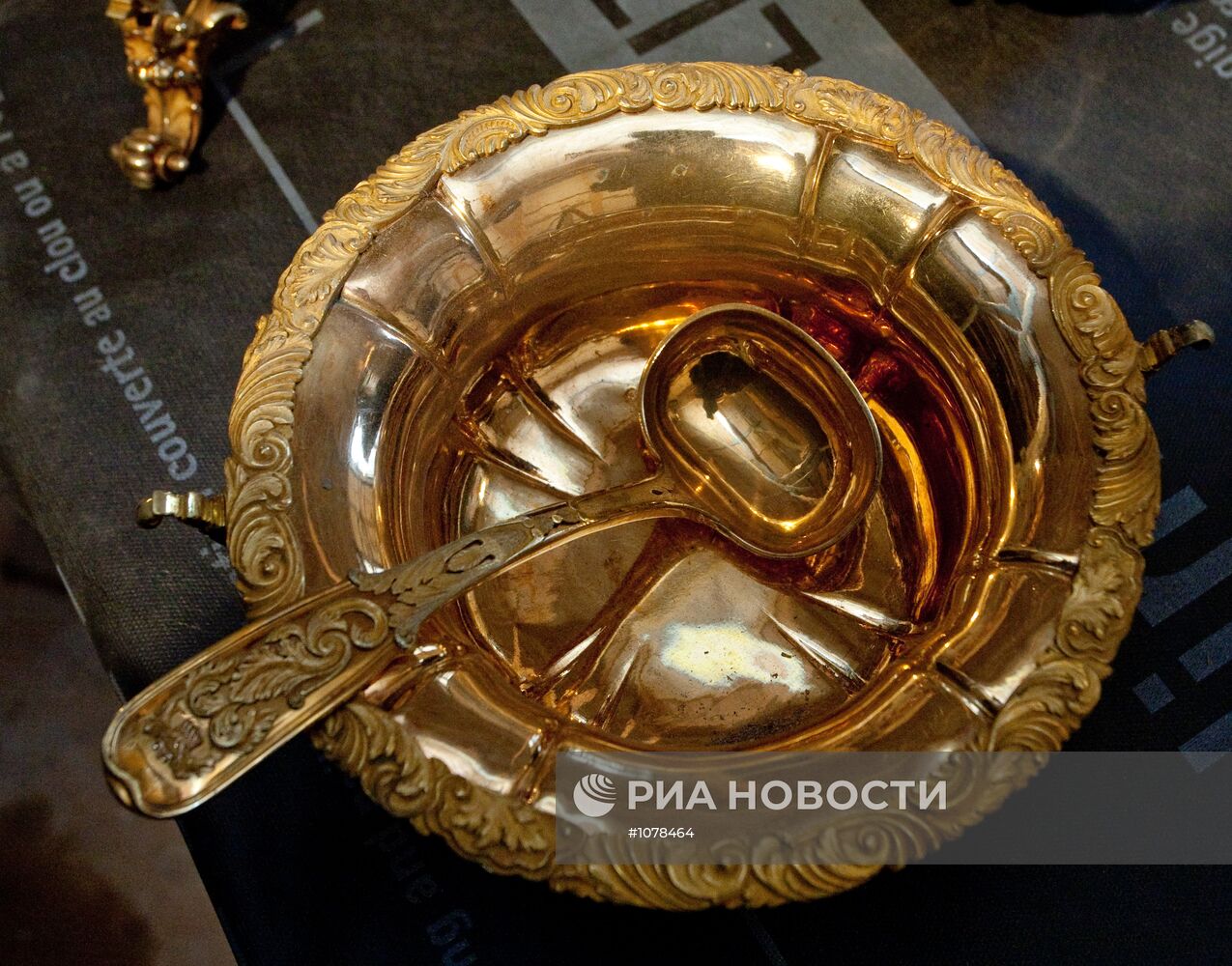 Клад, найденный при реставрации особняка в Санкт-Петербурге