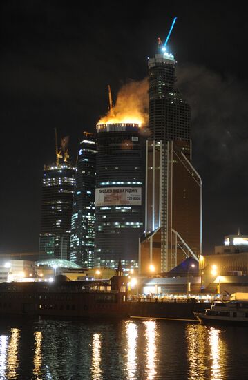 Пожар в строящейся башне центра "Москва-Сити"