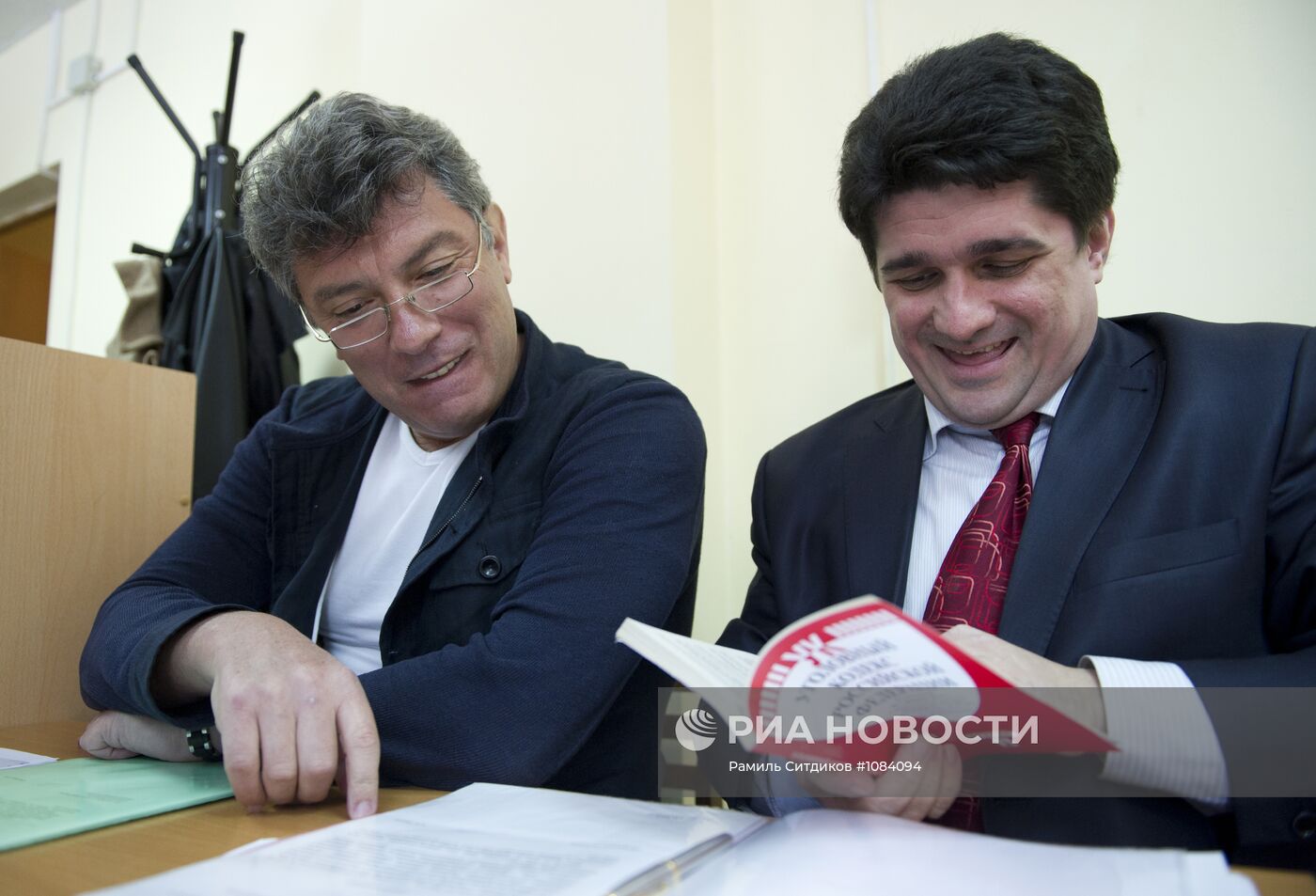 Суд перенес рассмотрение дела в отношении политика Б.Немцова