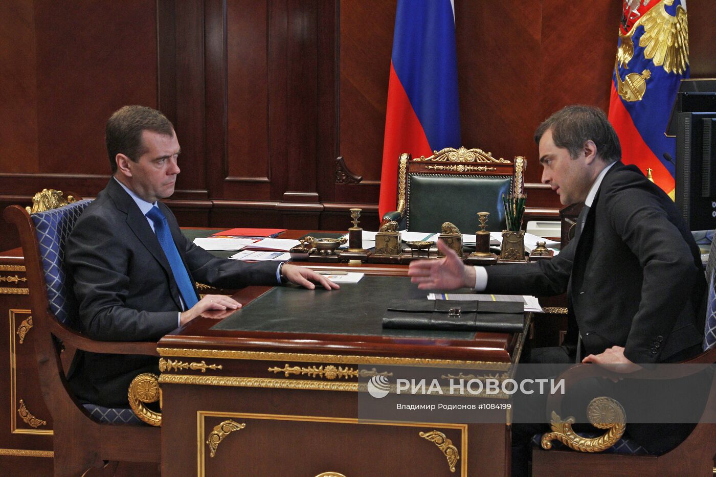 Д.Медведев встретился с В.Сурковым