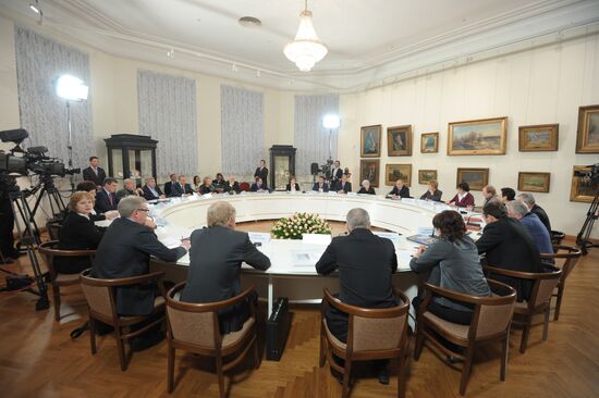 Рабочая поездка В.Путина в Приволжский федеральный округ