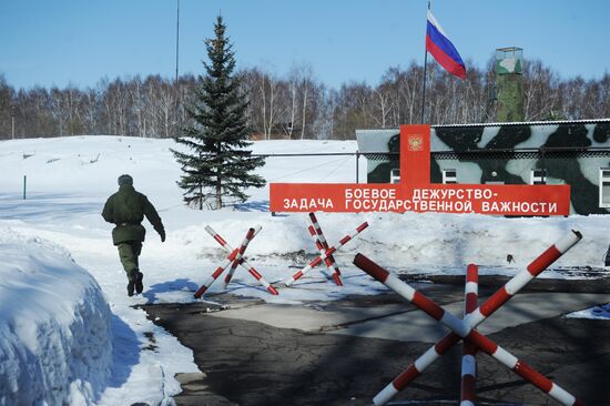 Боевое дежурство ЗРК С-400 "Триумф" в Долгопрудном