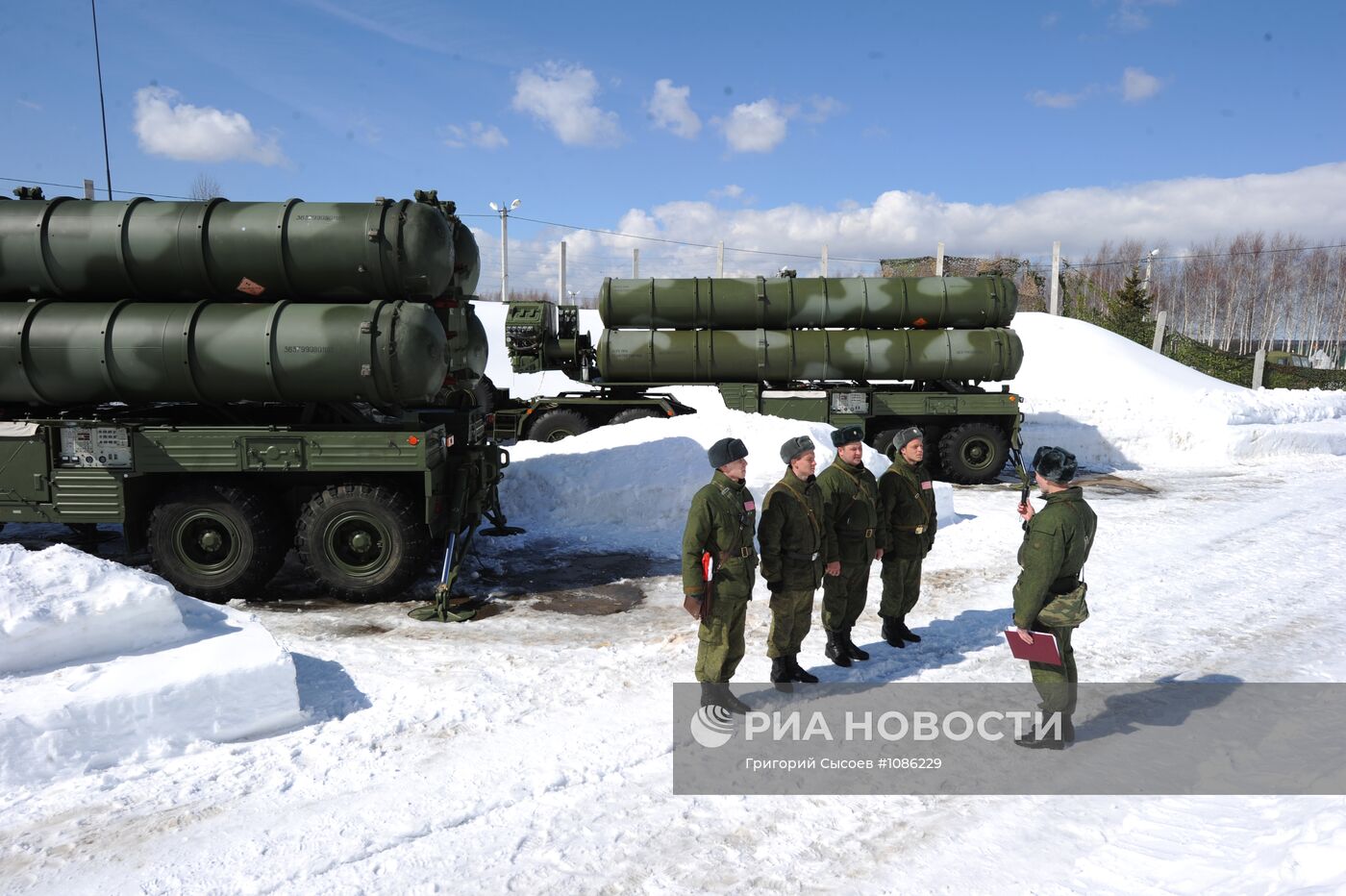 Боевое дежурство ЗРК С-400 "Триумф" в Московской области