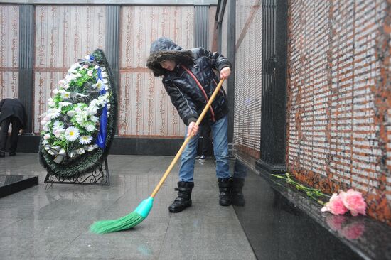 Благоустройство городских кладбищ к Пасхе